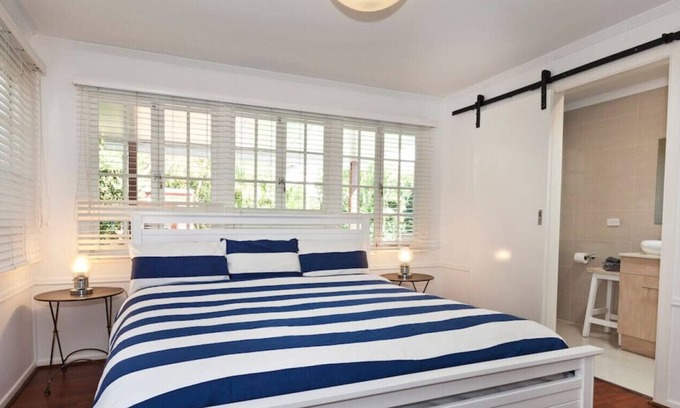 Southport House | 3BR Ultimate Hamptons Retreat - Pool, BBQ + More!