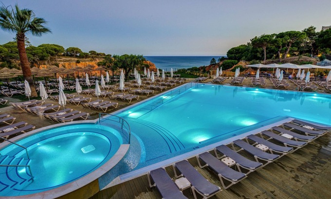 Olhos D'Agua Apartment | 3HB Falésia Garden
