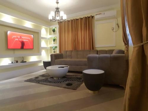 Oshodi-Isolo Apartment | 3JD Lavishly Furnished 3-Bed Genius