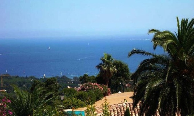 Les Issambres House | * 3P air-conditioned house with sea view, terrace/garden, swimming pool, play area