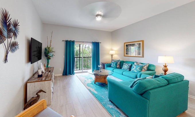 Bahama Bay Condo | 3rd floor condo w/restaurant, balcony, near theme parks, sauna, shared pools