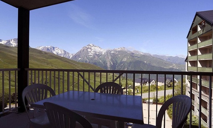 Peyragudes Apartment | 3rd floor, terrace, balcony, tv, ski locker, 35m², Peyragudes