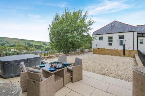Alston House | 4 Bed in Alston oc-h33061