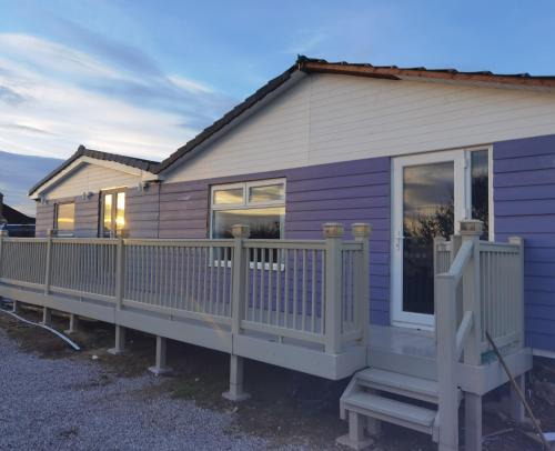 Flamborough House | 4-Bed Lodge in flamborough Bridlington sleeps 8