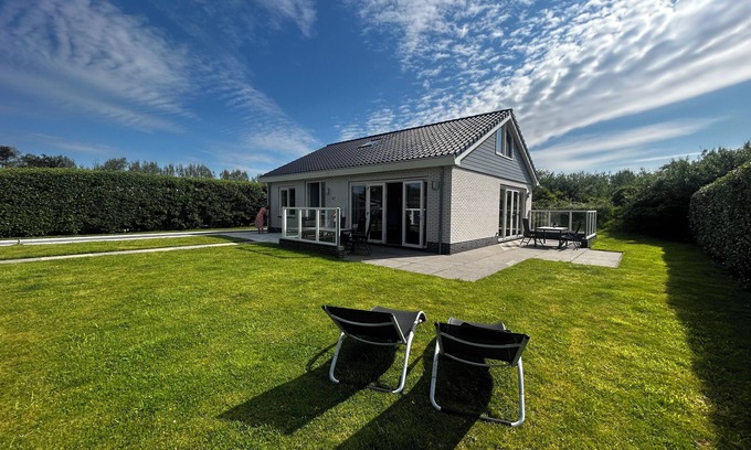 Julianadorp aan zee Cottage | 4 bedroom accommodation in Julianadorp aan Zee
