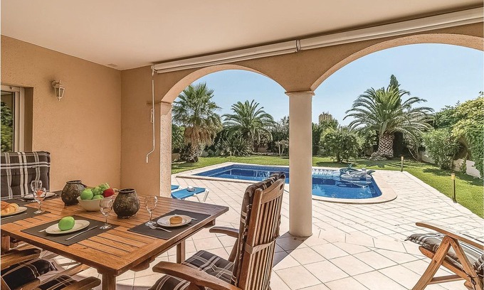Sant Pere Pescador House | 4 bedroom accommodation in Sant Pere Pescador