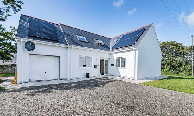Croesgoch Cottage | 4 bedroom accommodation in Llanrhian, near Haverfordwest