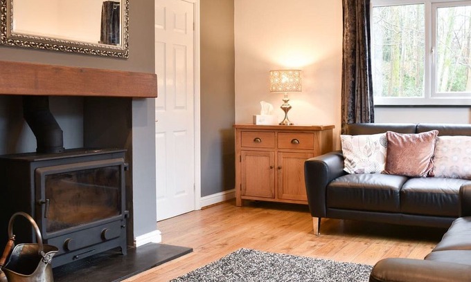 Backbarrow Cabin | 4 bedroom accommodation in Backbarrow, near Ulverston