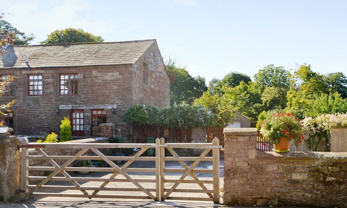 Maryport Cottage | 4 bedroom accommodation in Mawbray, near Allonby