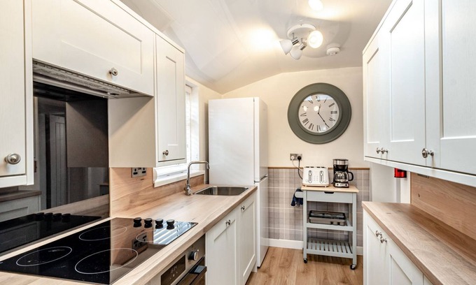Girvan Cottage | 4 bedroom accommodation in Girvan