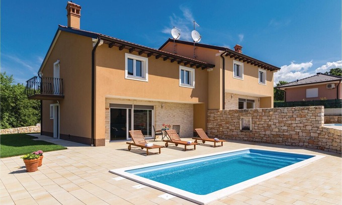 Putini House | 4 bedroom accommodation in Putini