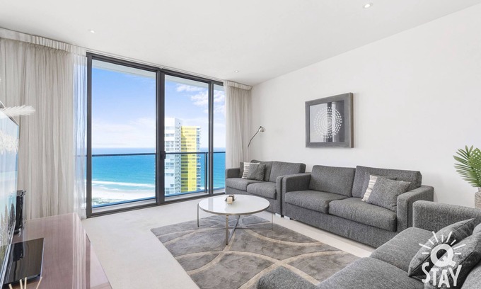 Broadbeach Apartment | 4 Bedroom Sub Penthouse High Floor, Ocean Views