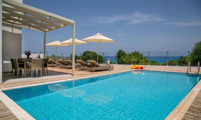 Pernera Villa | 4 Bedroom Villa Sea View Private Pool Jacuzzi