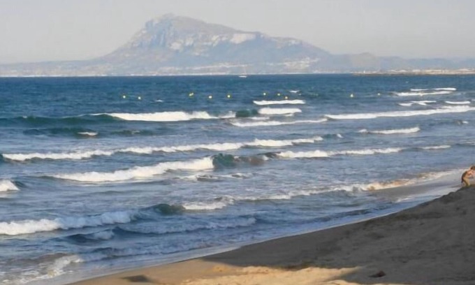 Platja de Piles Apartment | 4 Bedrooms Apartament-2 minutes walk to Seafront -