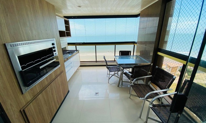 Guarapari Apartment | 4 bedrooms facing the sea with barbecue Praia do Morro