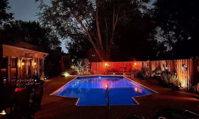 West Omaha House | 4 Bedrooms, Great Pool, Hot Tub, Perfect for Families, No Parties