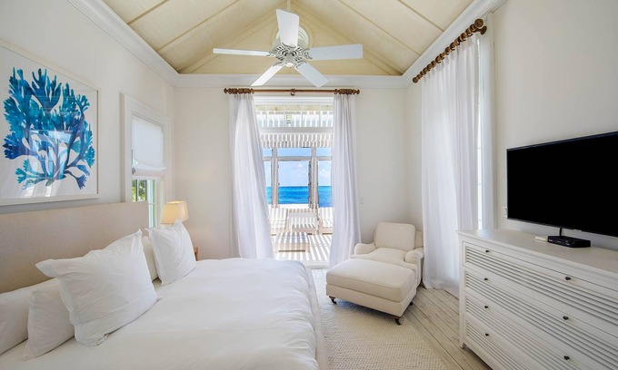 Big Ambergris Cay Resort | 4 BR All-Inclusive Villa @ Ambergris Cay: Waypoint