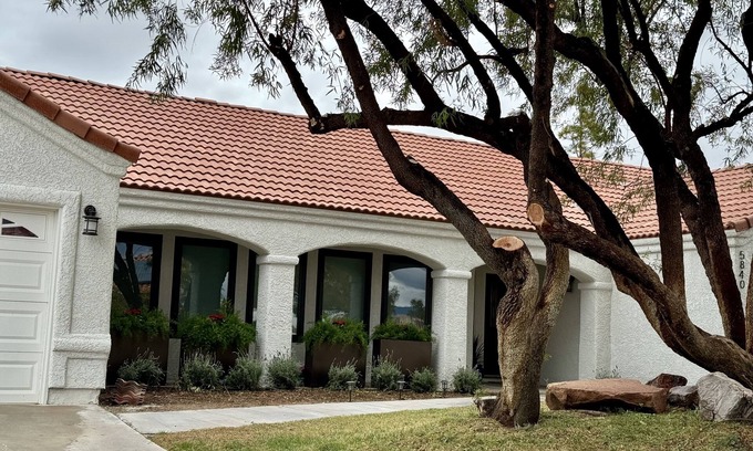 Spring Valley House | 4-BR Luxe Home just 10 minutes to Strip and Stadium, Pool & Spa, 30 Day min.
