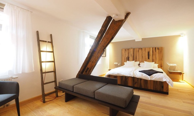 Nehren Apartment | 4 Fachwerkzimmer, 27qm, 1 Schlafraum, max. 2 Personen