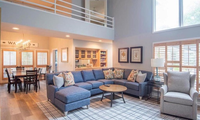 Hilton Head House | 4 Firethorn Way