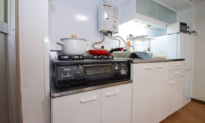 Showa Ward Apartment | 4 minutes walk from the nearest station and 23 minutes to Nagoya station, which is in the middle of the city, making it easy to go from near to far for fun.