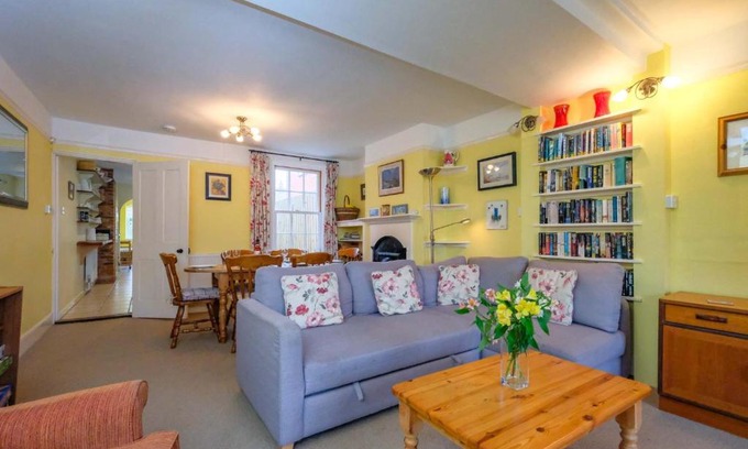 Thorpeness House | 4 Old Homes, Thorpeness - Only a stones throw from the beach - Aldeburgh Coastal Cottages