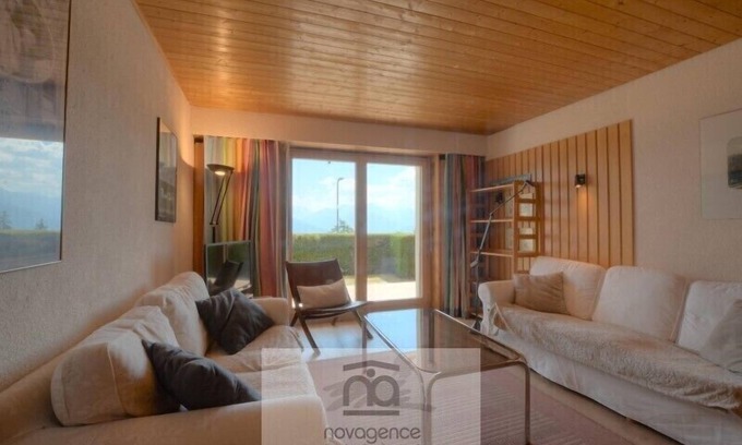 Anzere House | 4-room flat (max 6 pers.) in the centre, with view on the Valaisan Alps. Shops nearby, easy access,