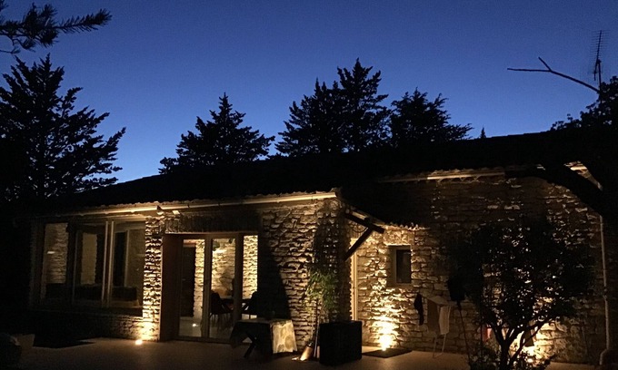 Murs Other | 4* single-storey Provencal MAS near GORDES with swimming pool, quiet location