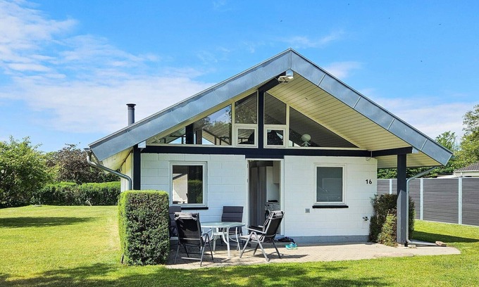 Karrebksminde House | 4 star holiday home in Karrebæksminde