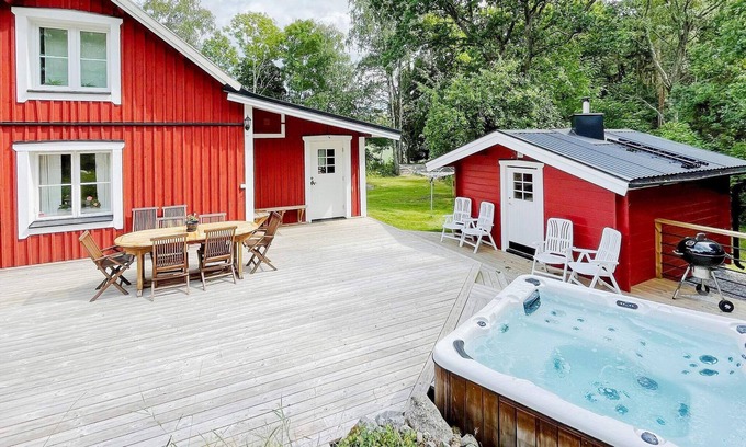 Bro House | 4 star holiday home in BRO