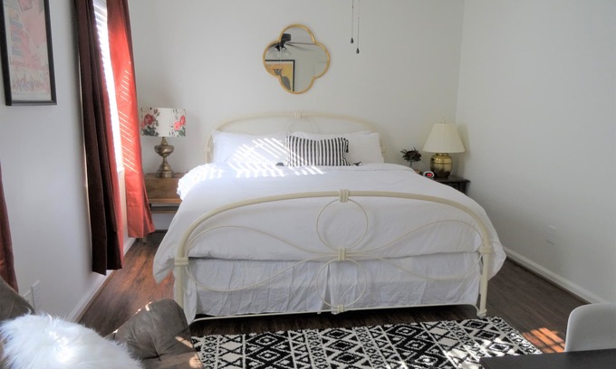 Five Points South Condo | #4 UAB KING SUITE+5 MIN WALK TO RESTAURANT