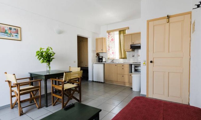 Hersonissos Centre Apartment | 40 m² Apartment ∙ 1 bedroom ∙ 3 guests