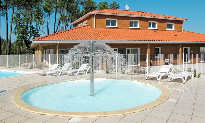 Parentis-en-Born Apartment | 40 m² Apartment ∙ 2 bedrooms ∙ 6 guests