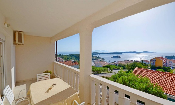 Hvar Apartment | 40 m² Apartment ∙ 1 bedroom ∙ 2 guests