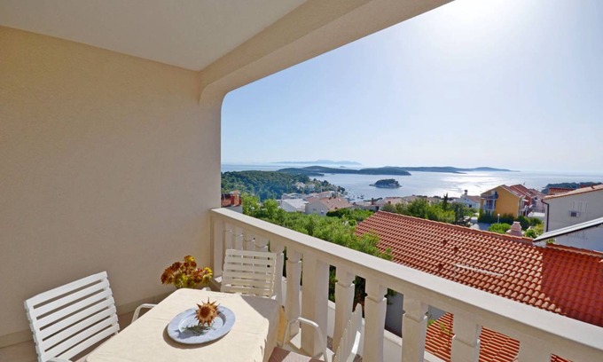 Hvar Apartment | 40 m² Apartment ∙ 1 bedroom ∙ 2 guests