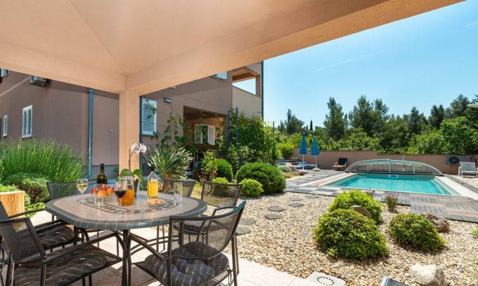 Rovanjska Apartment | 40 m² Apartment ∙ 2 bedrooms ∙ 6 guests