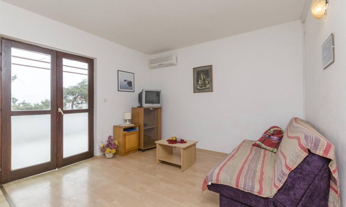 Ivan Dolac Apartment | 40 m² Apartment ∙ 2 bedrooms ∙ 4 guests