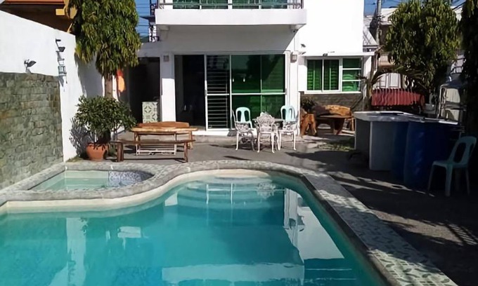 San Fernando Villa | 400 m² Villa ∙ 3 bedrooms ∙ 8 guests