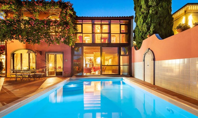 Taormina Villa | 400 m² Villa ∙ 5 bedrooms ∙ 10 guests