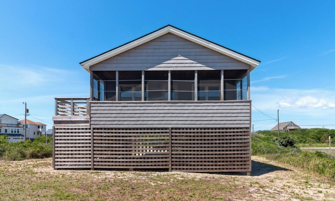 Kitty Hawk Cottage | 4085 Ten Forward * 5 Min Walk to Beach