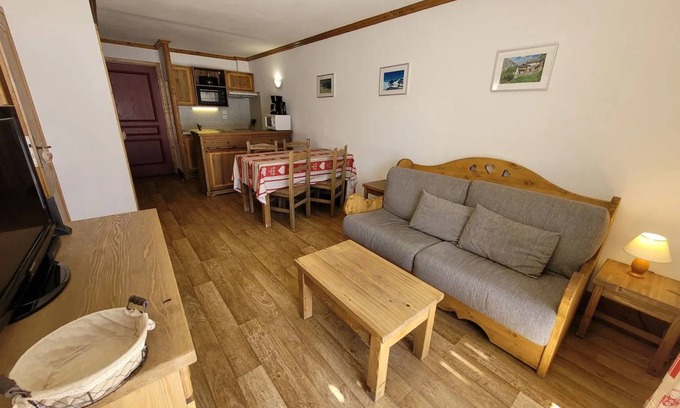 Bessans Apartment | 41 m² Apartment ∙ 1 bedroom ∙ 6 guests