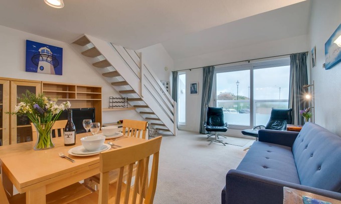 St Ives Cottage | 41 St Nicholas Court