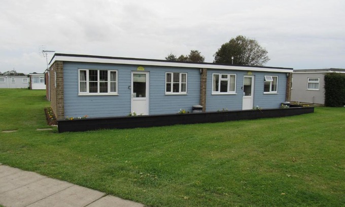 Great Yarmouth Ski Chalet | 414 or 415 California Sands Scratby Great Yarmouth