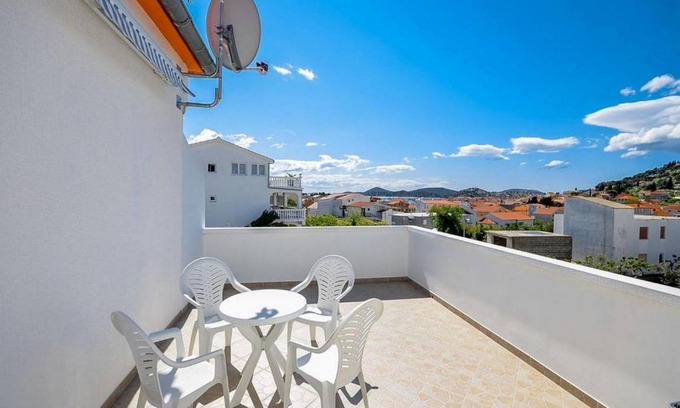 Tribunj Apartment | 42 m² Apartment ∙ 1 bedroom ∙ 4 guests