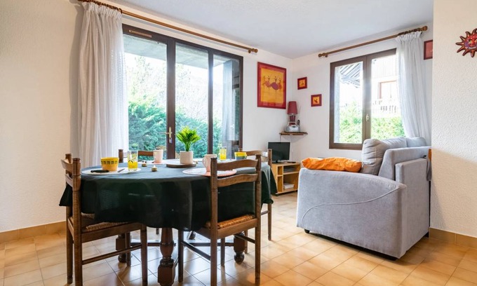 Saint-Sauveur Apartment | 43 m² Apartment ∙ 2 bedrooms ∙ 4 guests