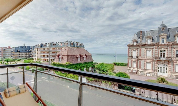 Cabourg Apartment | 43 m² Apartment ∙ 1 bedroom ∙ 4 guests