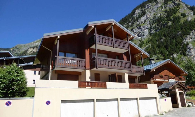 Pralognan-la-Vanoise Apartment | 43 m² Apartment ∙ 1 bedroom ∙ 6 guests