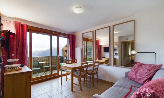 Les Eucherts Apartment | 44 m² Apartment ∙ 2 bedrooms ∙ 6 guests