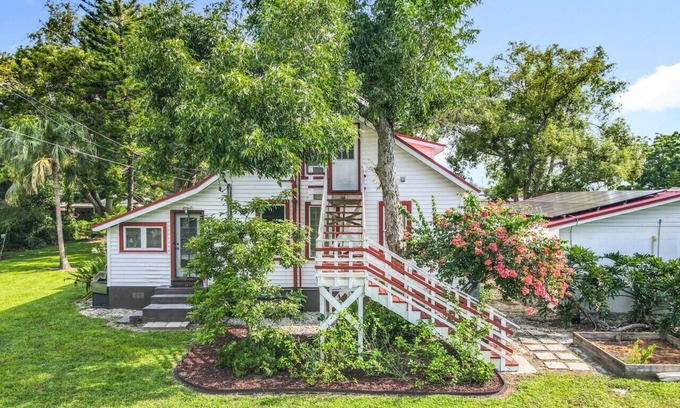 Northwest Orlando House | 4430 Buckeye Court @ Orlando, FL