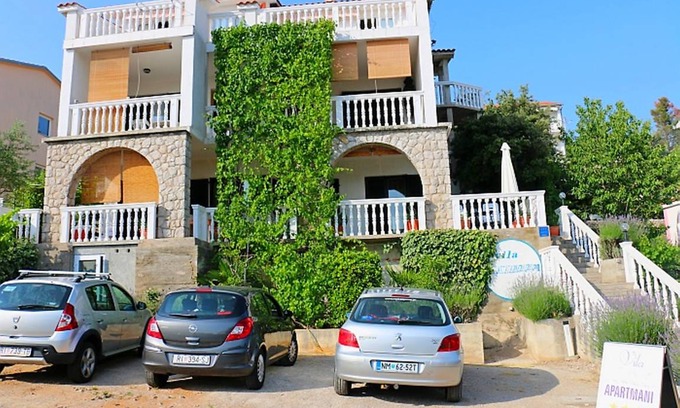 Municipality of Omisalj Apartment | 45 m² Apartment ∙ 1 bedroom ∙ 4 guests